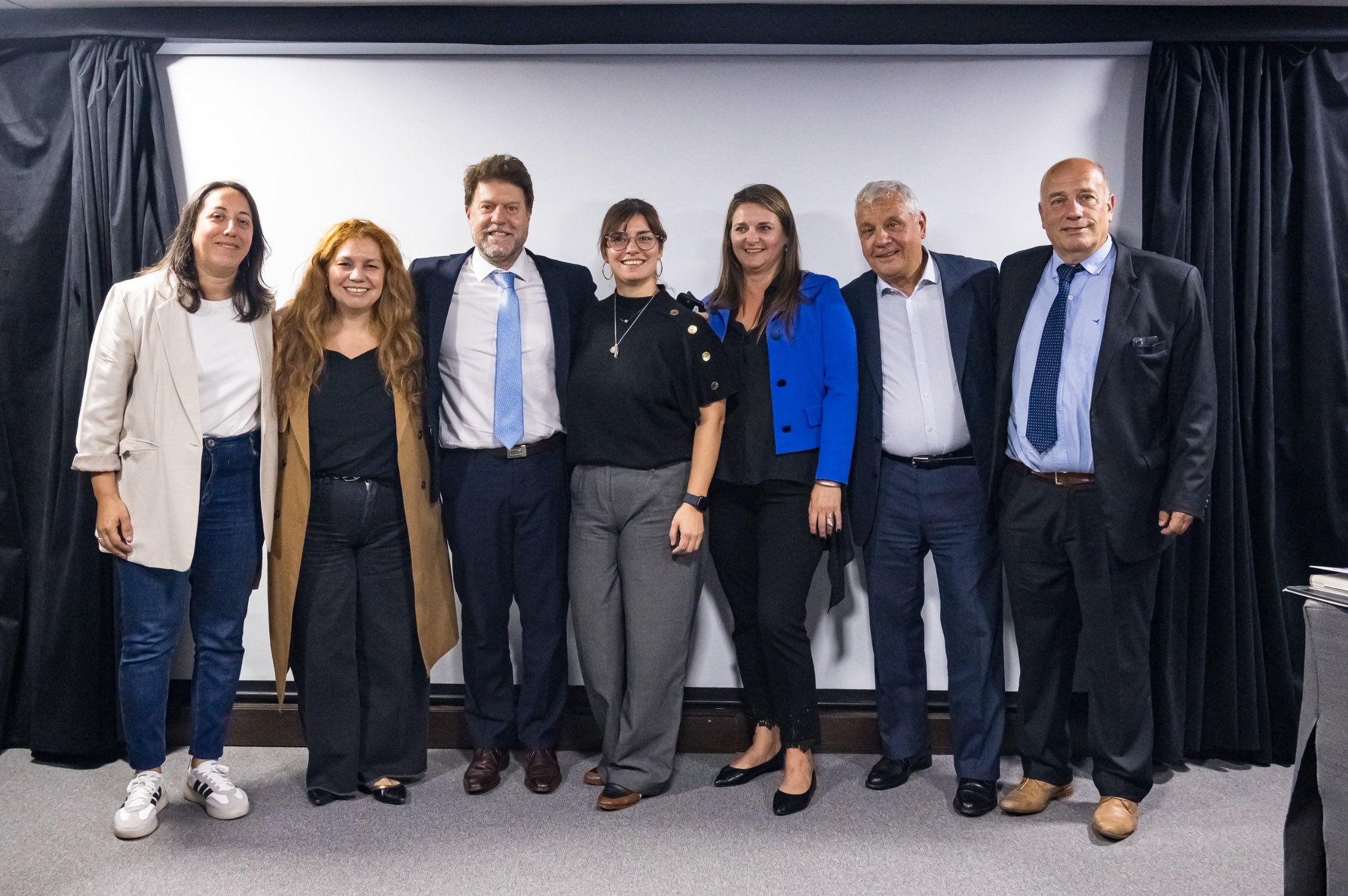 Braga compartió la mesa final sobre acceso a la información junto a la senadora Nerina Neumann, la diputada nacional Karina Banfi y el analista político Carlos Germano.