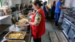 El senador alineado con el kirchnerismo, Mario Ishii, presentó un proyecto de ley para declarar la "emergencia alimentaria y nutricional" y reclama la creación de un fondo provincial de asistencia.