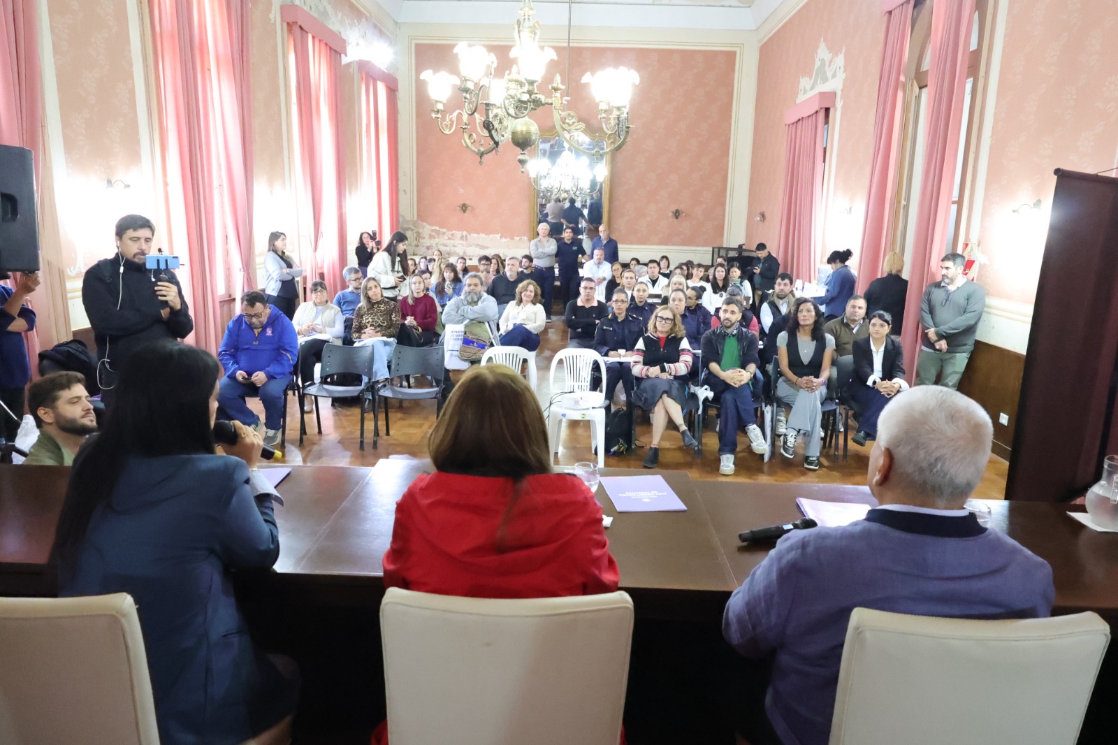 La ministra de Mujeres y Diversidad, Estela Díaz, valoró la articulación con San Pedro para acompañar las políticas públicas de ampliación de derechos.