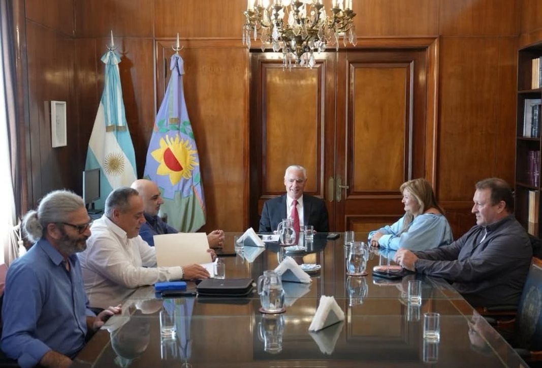 Representantes del gremio AJB dialogaron con el juez Sergio Torres sobre propuestas relacionados al área de personal y la carrera judicial. Desde el máximo tribunal dispusieron la creación de una Mesa de Trabajo.