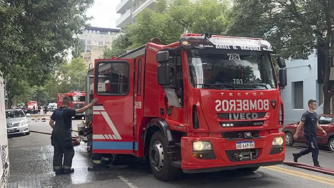 La diputada de Hechos - UCR Identidad, Paula Bustos, busca eximir a los bomberos voluntarios de los aranceles bonaerenses de la licencia de conducir.