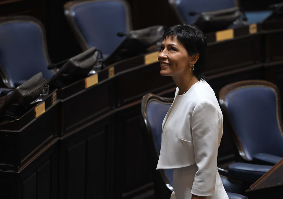 El mensaje de Mayra Mendoza a Bianco tras su operación generó polémica y reavivó la interna dentro del oficialismo bonaerense.