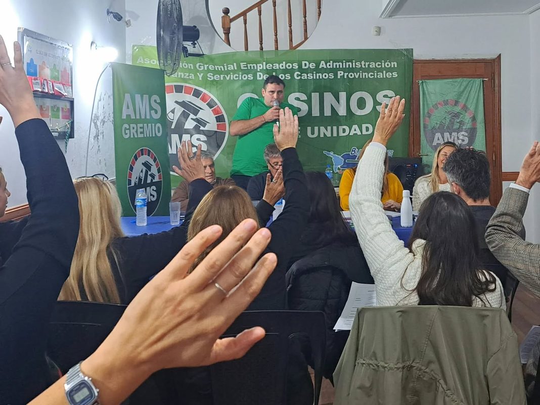 El gremio de AMS prepara una marcha a las puertas del Instituto de Loterías y Casinos en reclamo de una recomposición salarial.