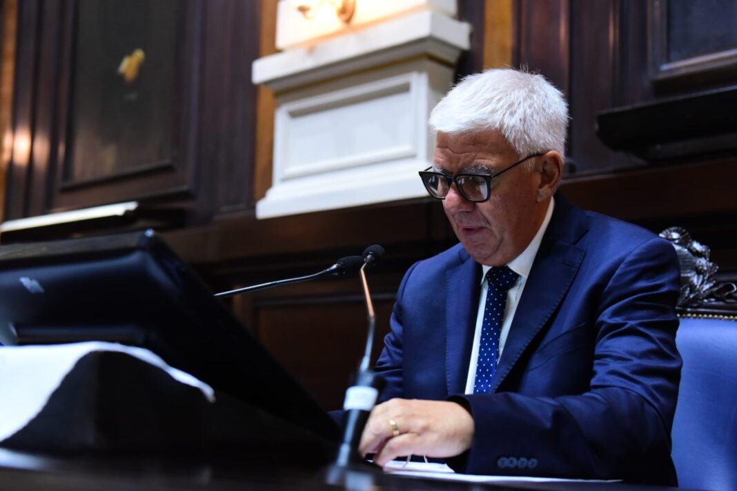 El Foro Regional de Intendentes para el Crecimiento y Desarrollo (FRICDE) le pidió al titular de Diputados, Alejandro Dichiara, que motorice la libre disponibilidad de fondos.