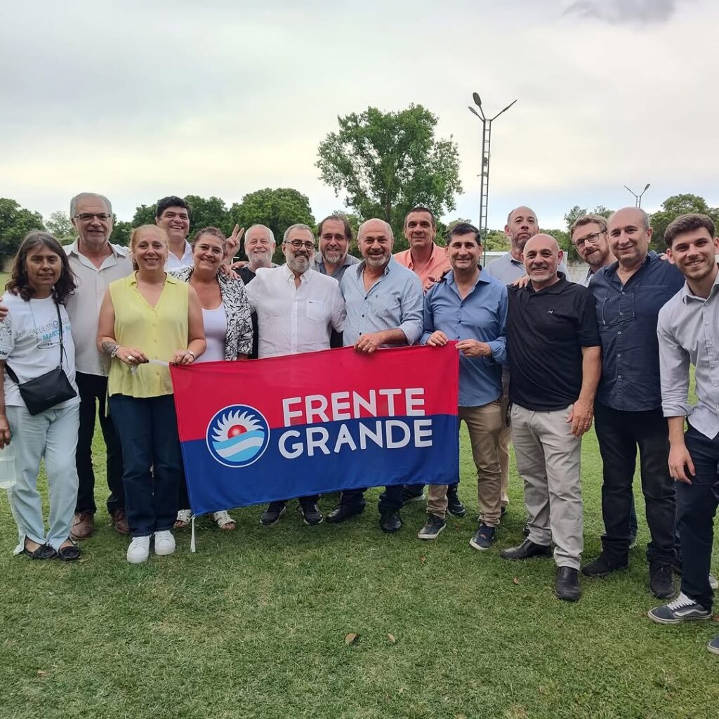La diputada bonaerense y ex concejal de Ensenada, Silvina Nardini, celebró un nuevo aniversario del Frente Grande. 