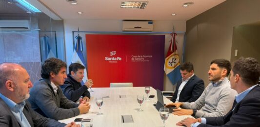 El diputado radical, Matías Civale, se reunió con el gobernador de Santa Fe, Maximiliano Pullaro, para intercambiar modelos de gestión.