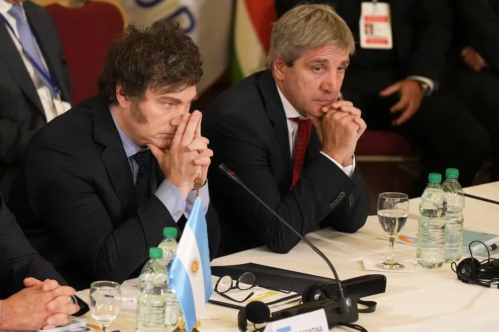 La política está atravesada por encuestas, focus group y algoritmos. Un recorrido semanal por el pulso de la opinión pública y el clima político. En esta edición: Javier Milei.