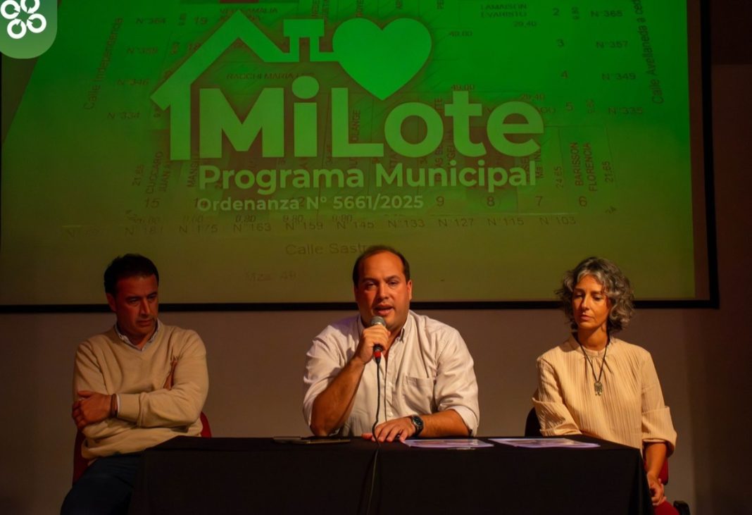 El intendente de Trenque Lauquen, Francisco Recoulat, destacó el segundo acto de firma de boletos del programa 
