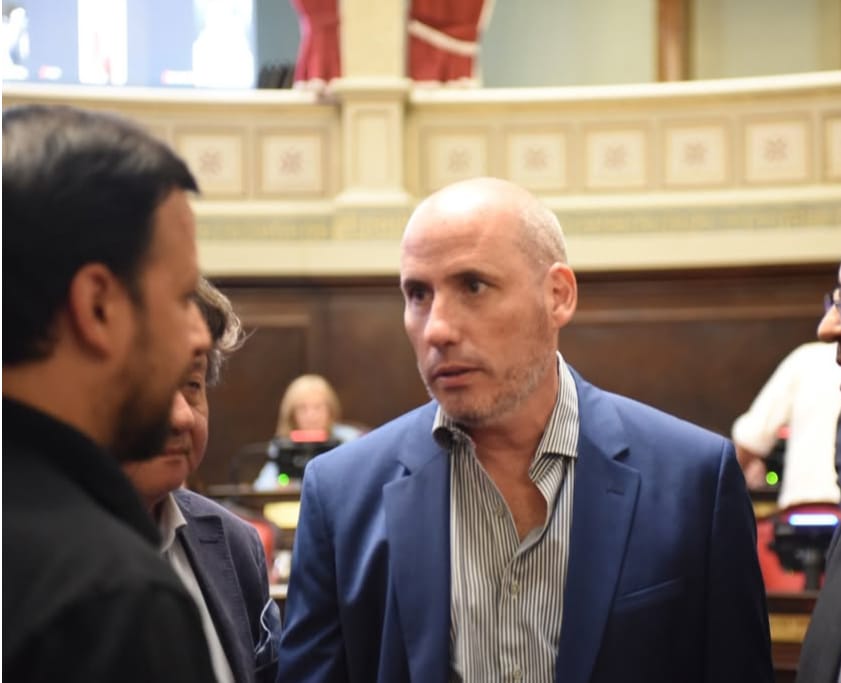 Senado bonaerense: el legislador del bloque Hechos-UCR Identidad, Marcelo Leguizamón, se quedó con la vicepresidencia de la comisión de Legislación General.