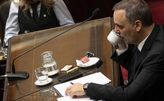 La causa contra Adorni sumó una declaración clave y crecen las sospechas sobre su patrimonio La investigación judicial que analiza la situación patrimonial del jefe de Gabinete, Manuel Adorni, sumó la declaración de Leandro Miano.