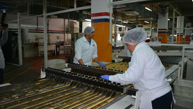 Tía Maruca dejará de producir galletitas para dedicarse a producción tercerizada. 