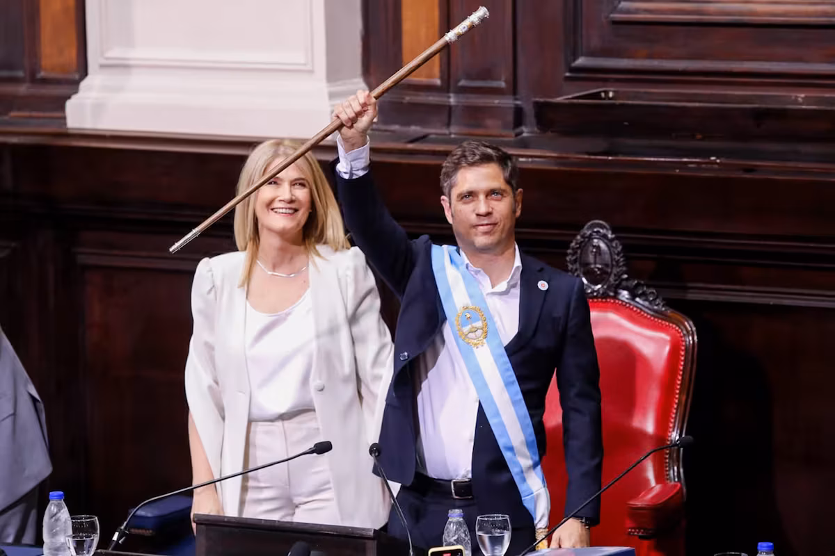 La discusión sobre la transición gubernamental comenzó a tomar fuerza en la Legislatura bonaerense de cara al recambio provincial previsto para 2027.