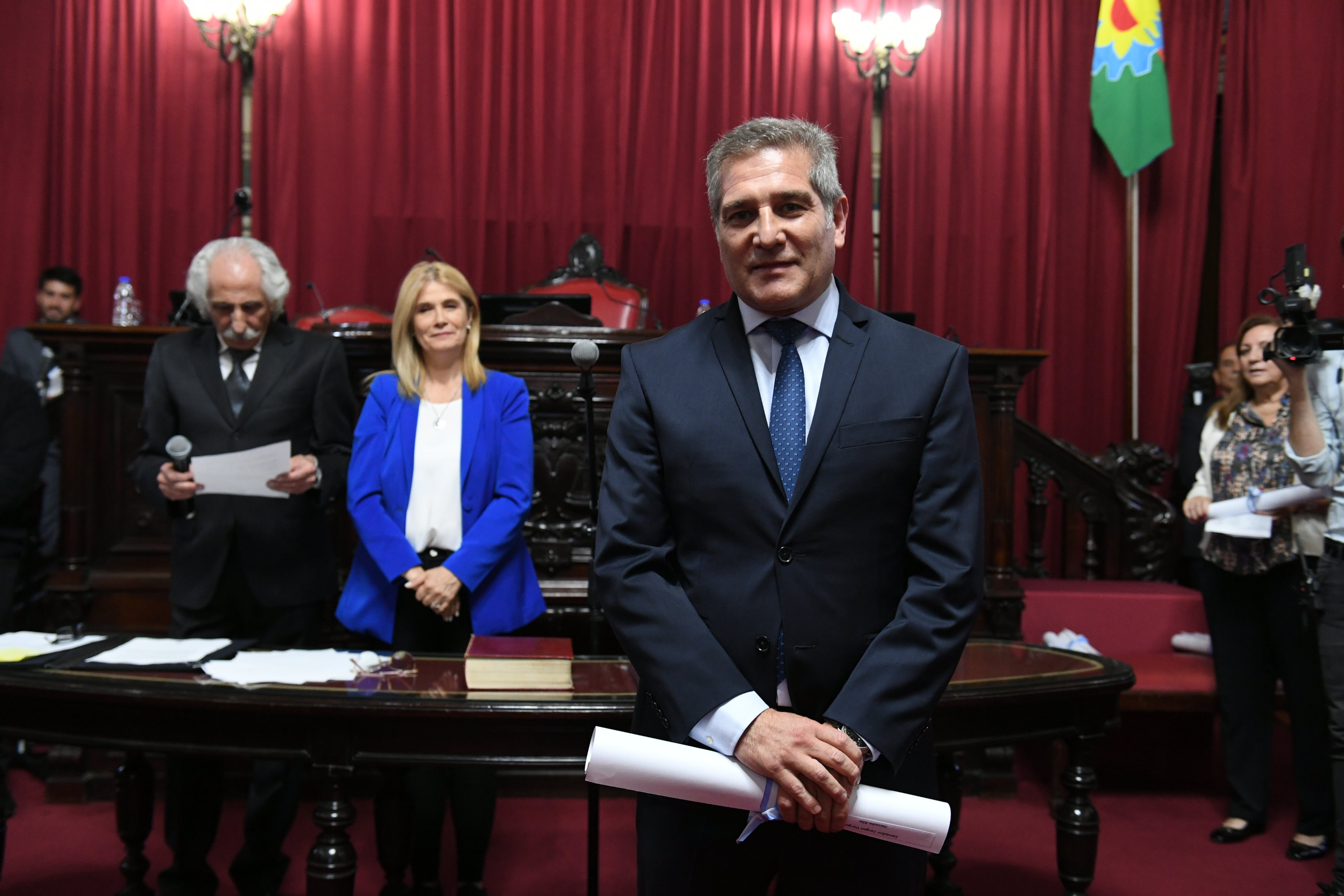 El senador bonaerense, Sergio Vargas, propone crear un Régimen de Adopciones Prioritarias, a fin de incentivar la adopción de niños mayores o grupo de hermanos. 