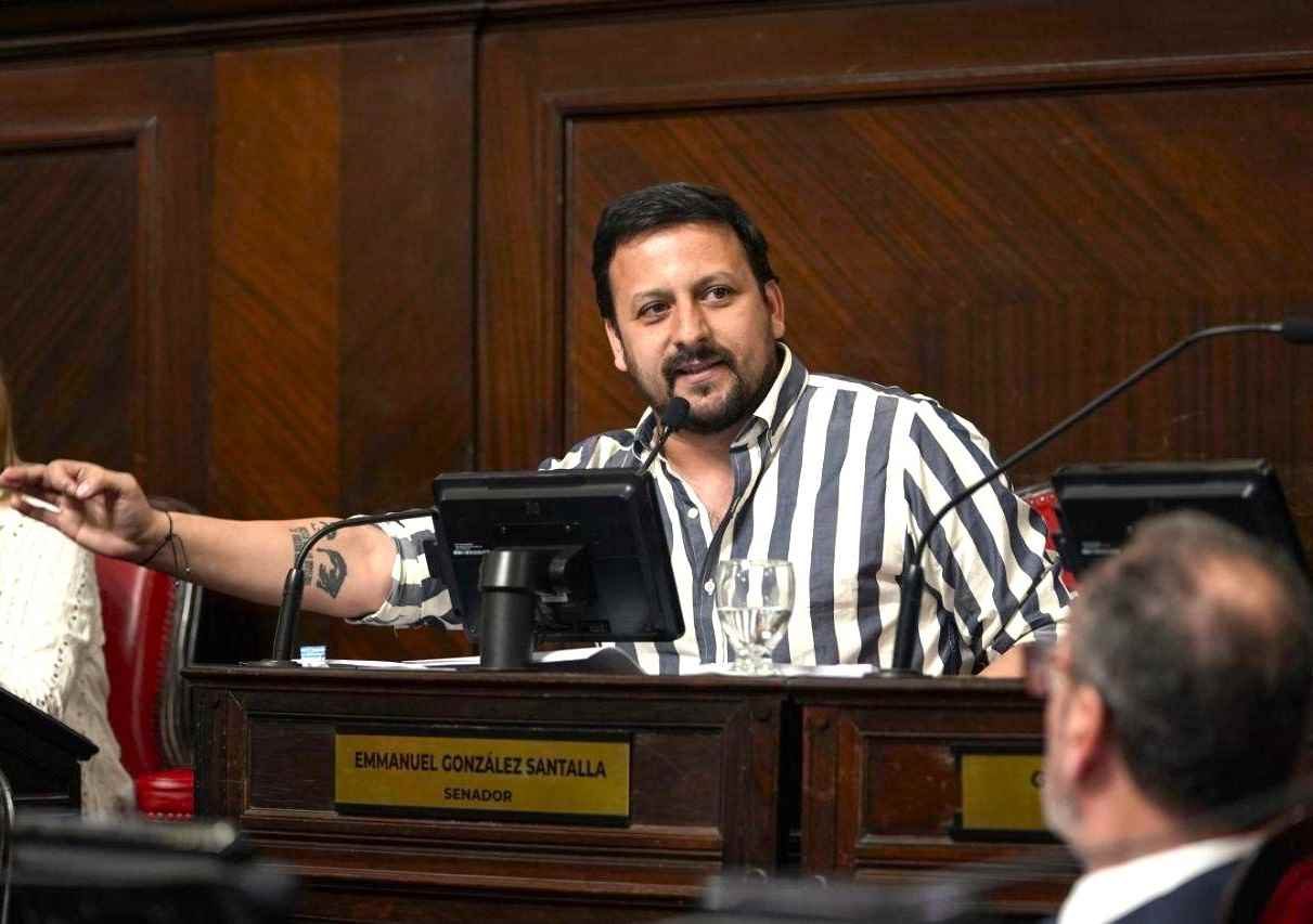La Cámpora quiere que Emmanuel González Santalla se quede con ACA. Desde el kicillofismo, lo rechazaron y pusieron a Galmarini.