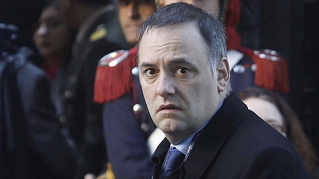 El excandidato a intendente libertario de Tres de Febrero, Ricardo Tejerina, reclamó que Javier Milei le pida la renuncia a Manuel Adorni.