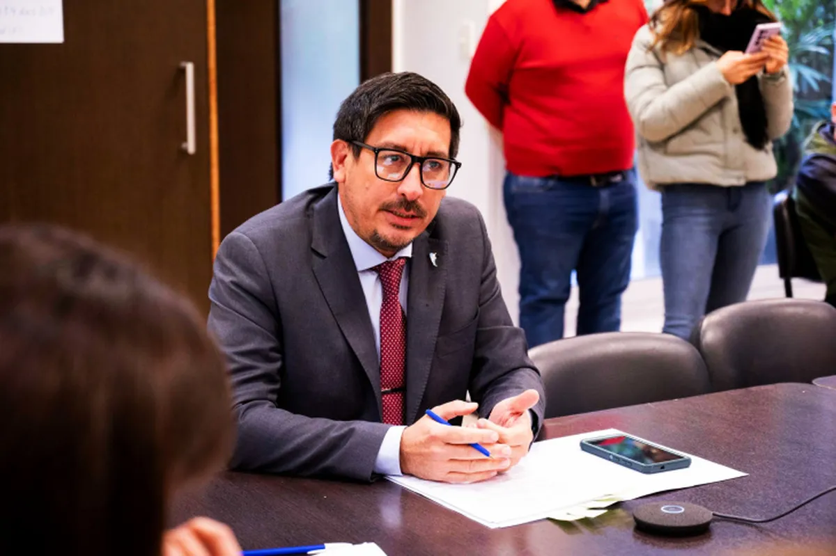El jefe de la bancada de los libertarios dialoguistas en Diputados, Martín Rozas, también se plegó al reclamo por la emergencia alimentaria en la provincia de Buenos Aires.