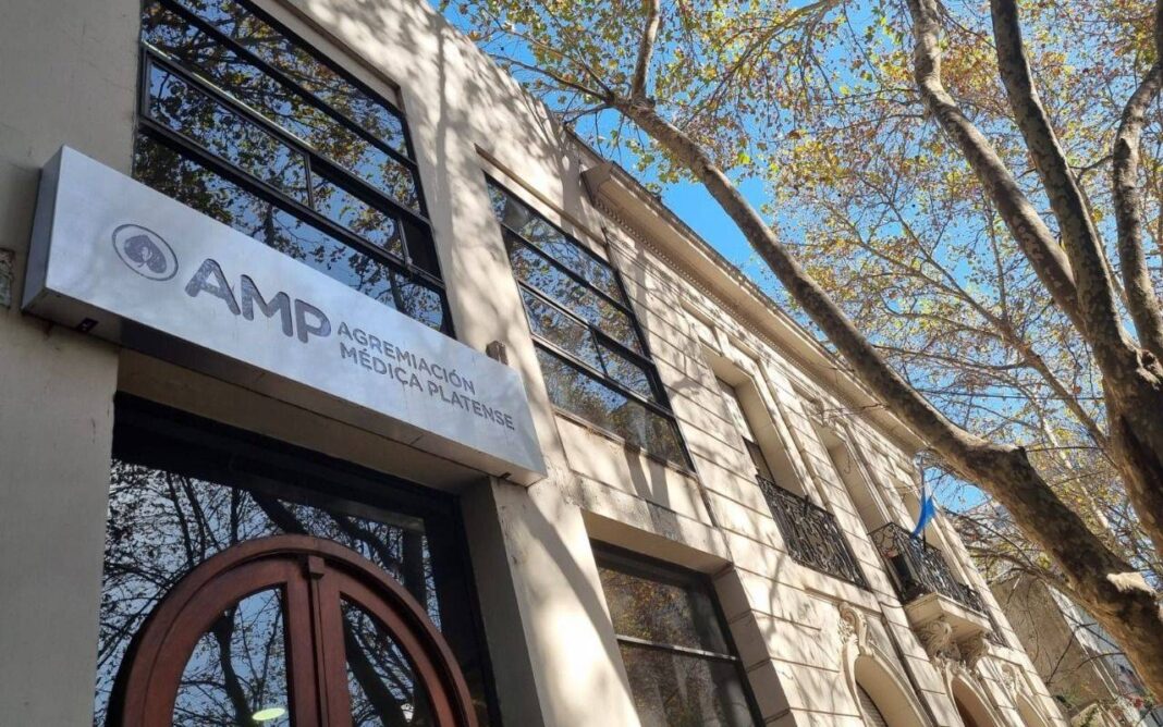 La Agremiación Médica Platense (AMP) levantó el paro contra el IOMA luego de recibir un pago parcial 