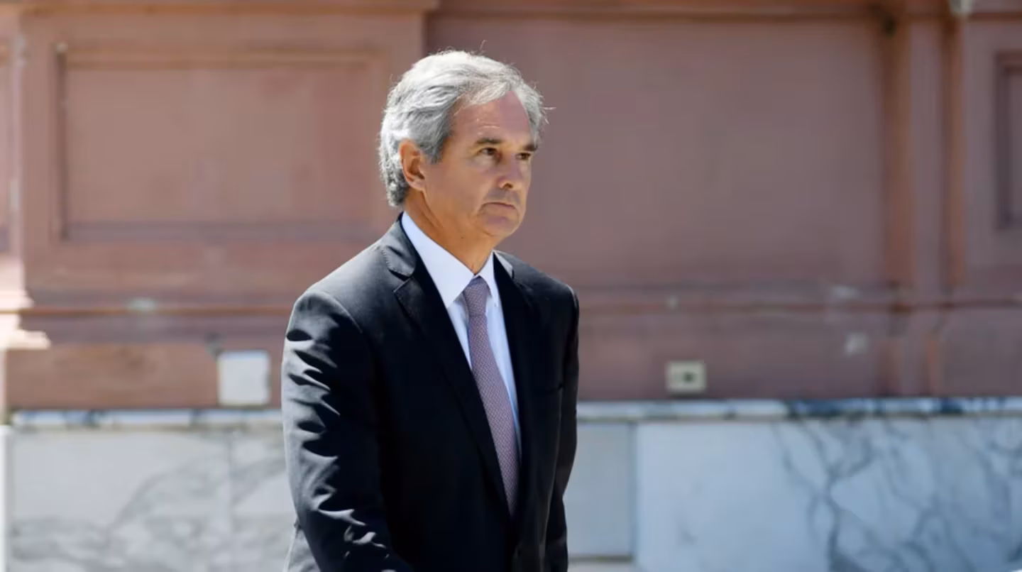 El ministro de Relaciones Exteriores, Pablo Quirno, participó del tramo final de la reunión entre Javier Milei y Manuel Adorni para abordar temas vinculados con política internacional, según indicaron desde el Ejecutivo.