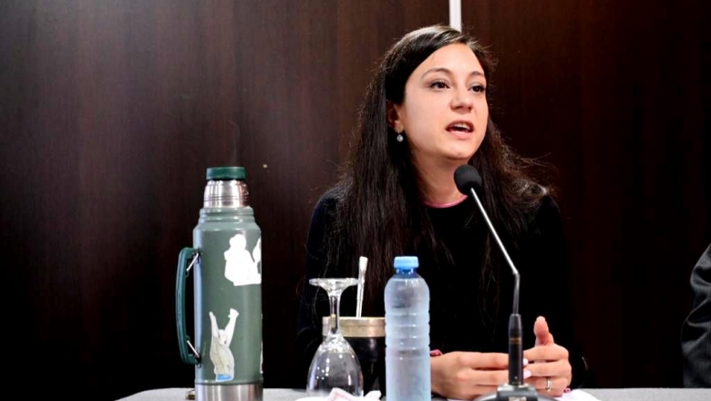 La diputada bonaerense, Ayelén Rasquetti, presentó un proyecto de ley para crear “Manzanas de cuidado”, espacios destinados a brindar atención integral en los barrios populares. 