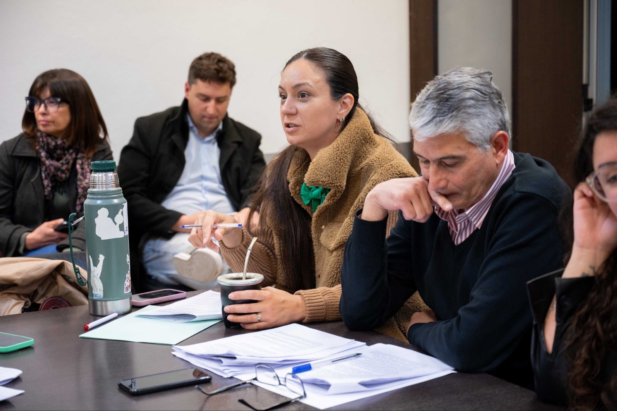 La diputada Ayelén Rasquetti apuntó contra la difusión de propagandas de dietas riesgosas e intervenciones médicas promocionadas por influencers.