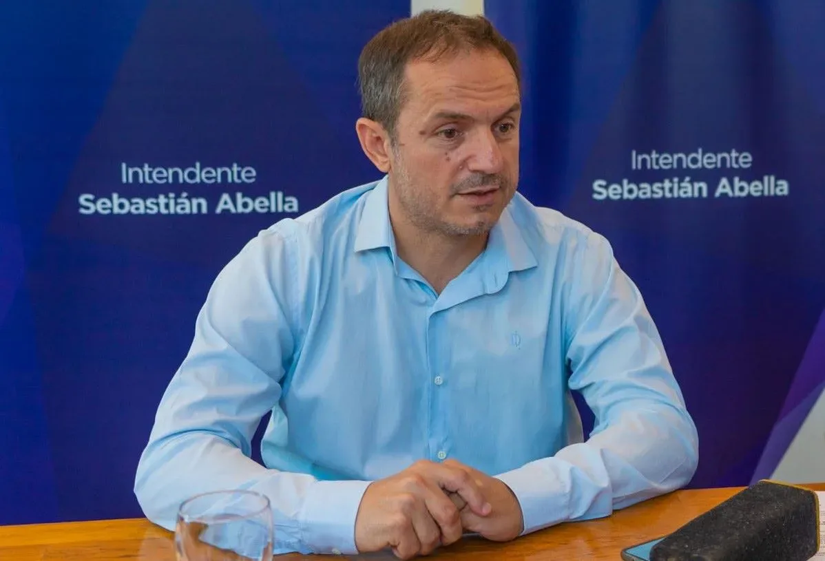 Alonso cuestionó al intendente Sebastián Abella por su falta de acción en el conflicto gremial y lo acusó de “ser cómplice” del modelo económico impulsado por Javier Milei.