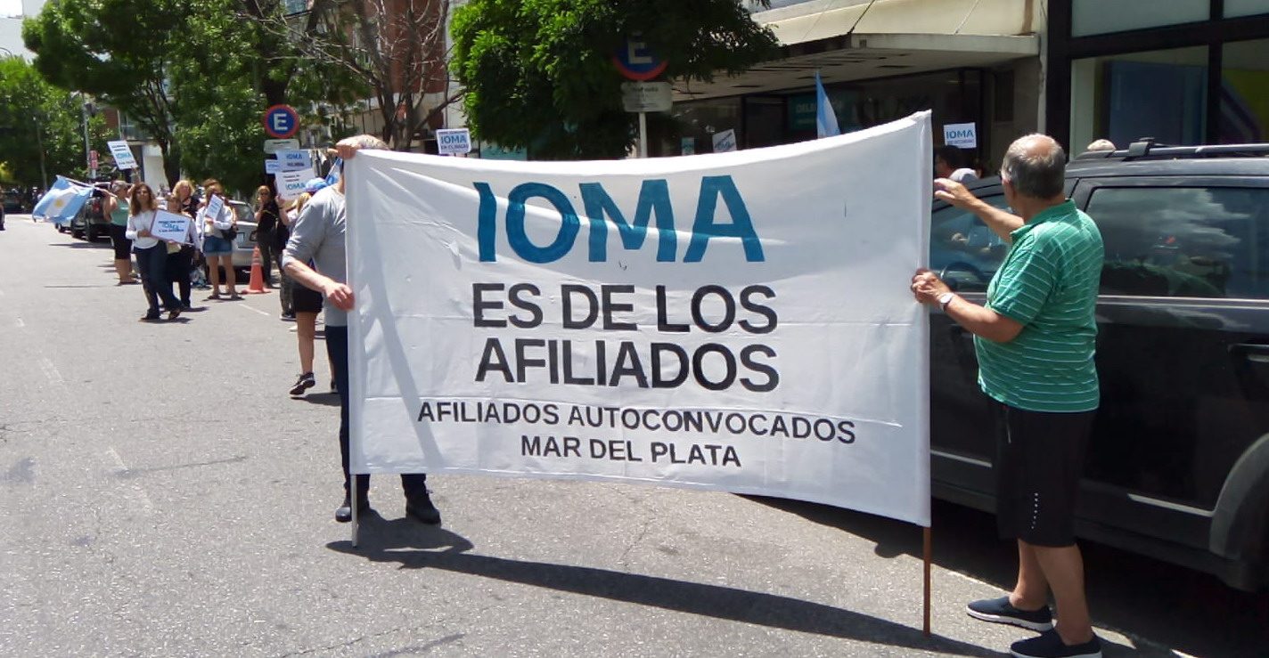 Afiliados de IOMA de Mar del Plata atacaron a Kreplak en la previa de la Marcha Federal de Salud: "Que mire la Provincia y el IOMA". 