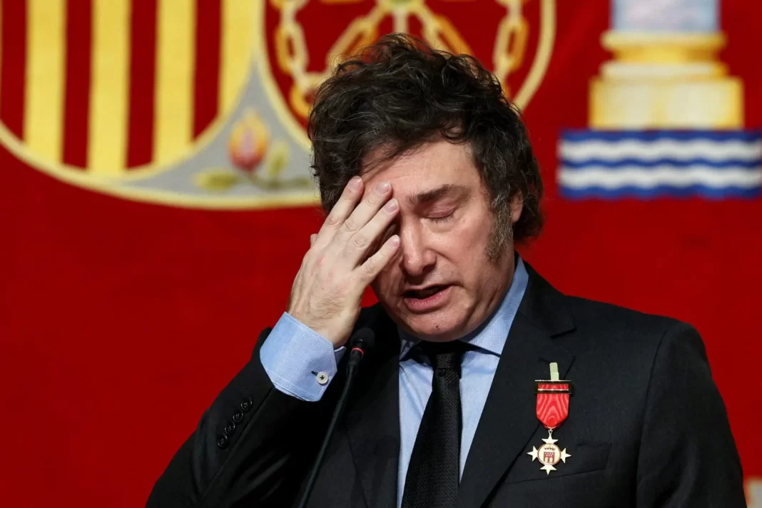 Javier Milei salió a intentar apagar la interna libertaria que se libra entre los sectores de Karina y Martin Menem.