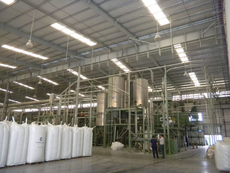 La planta de reciclado Ecopek afectada por la caída de la demanda y una competencia global marcada por China.
