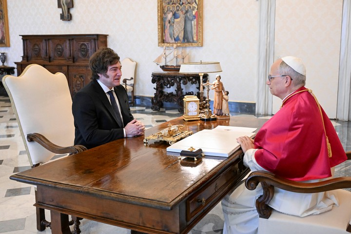 El Canciller Pablo Quirno anunció que el Papa León XIV planea para noviembre una gira por la región, por lo que crece la expectativa de una posible visita a la Argentina. 