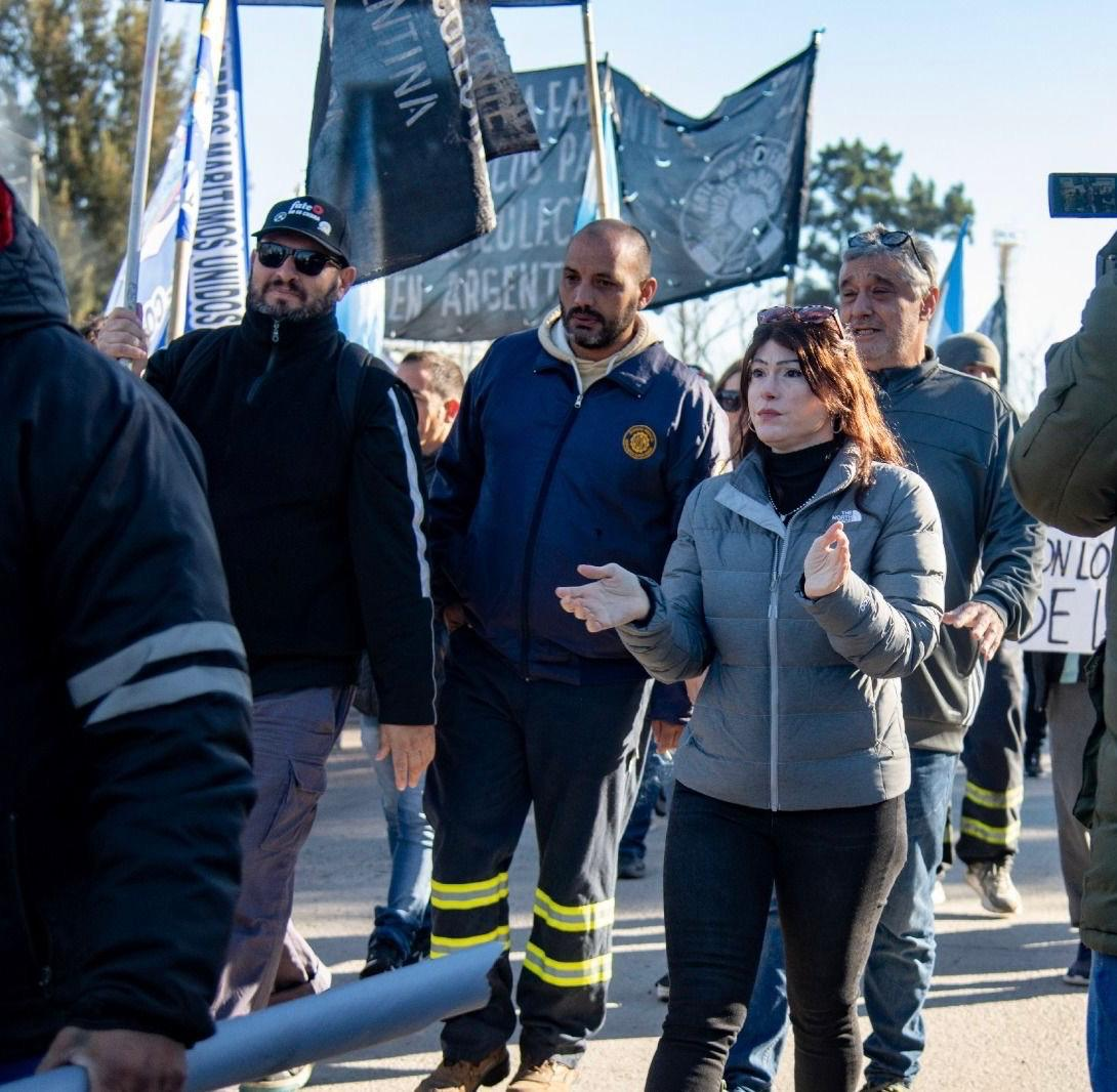 La diputada bonaerense, Soledad Alonso, desafía al intendente de Campana del PRO, Sebastián Abella, con una ley para frenar los despidos en el distrito. Los detalles.