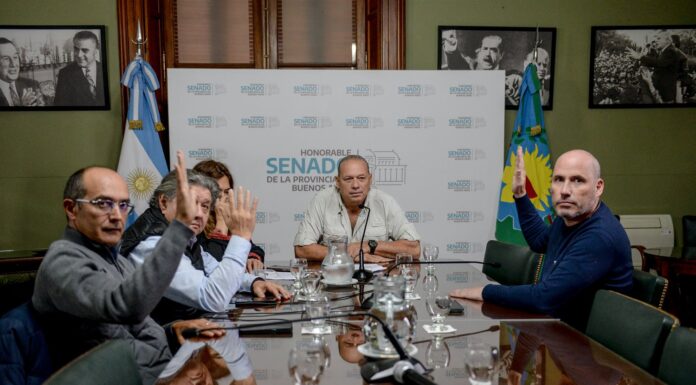 Con críticas a Magario, Berni asumió la comisión de Seguridad y reclamó una reforma policial El titular de la bancada peronista del Senado, Sergio Berni, asumió la presidencia de la comisión de Seguridad con fuertes críticas contra Verónica Magario.