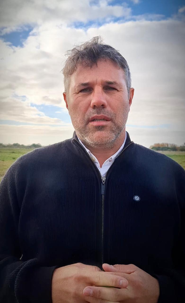 El intendente de Magdalena, Lisandro Hourcade, lanzó un histórico programa que permitirá a 136 familias del distrito acceder a la vivienda propia. Los detalles.