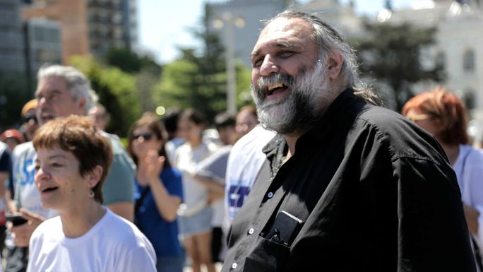 Suteba oficializó el recambio sindical y Baradel se despidió de la conducción María Laura Torre asumió al frente de Suteba y cerró los 22 años de conducción de Roberto Baradel en el gremio docente bonaerense.