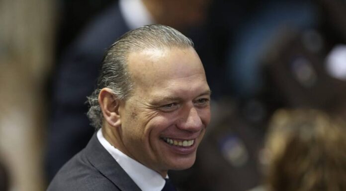 Magario propone, Berni dispone Sergio Berni propuso a Sergio Vargas como vice de ACA y desautorizó a Verónica Magario. “Lo propuse porque tuve ganas”, desafió.