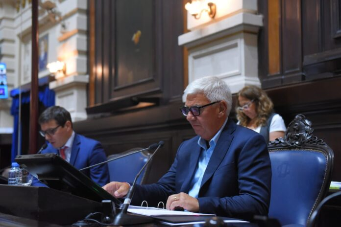 El presidente de la Cámara de Diputados, Alejandro Dichiara, dio a conocer la conformación de las comisiones.