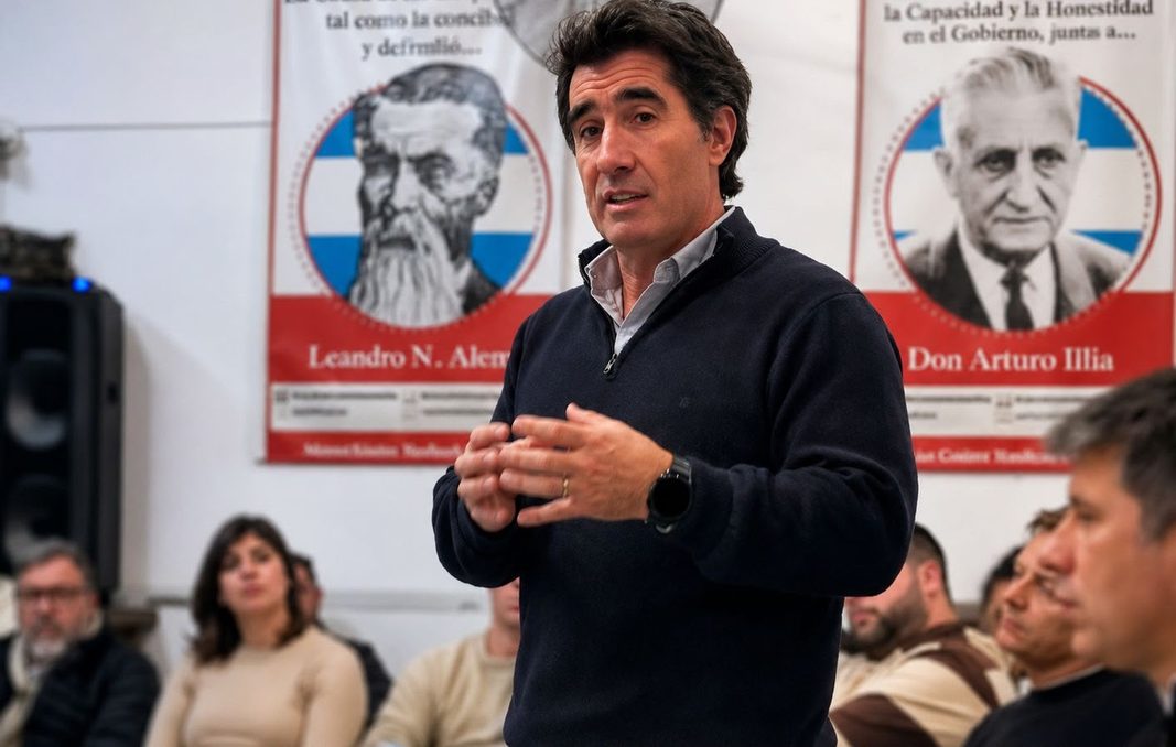 El diputado provincial y nuevo secretario general la UCR bonaerense, Matías Civale, afirmó que la unidad alcanzada debe motorizar una propuesta electoral con vocación de gobierno en los 135 municipios.