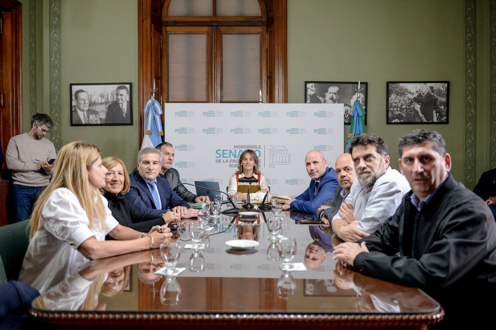 Con Marcelo Leguizamón como secretario, este lunes tuvo su primera reunión del año la comisión de Reforma Política del Senado bonaerense.
