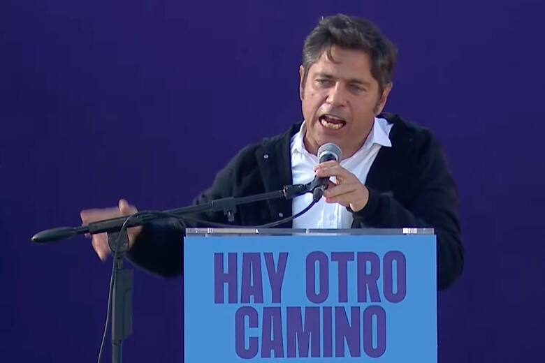 "Kicillof no va a ser presidente nunca en su vida en la Argentina", aseguró Caputo ante los empresarios reunidos en el evento de Cambras.