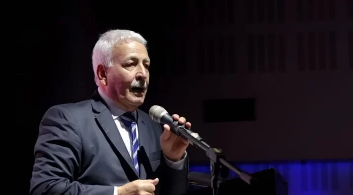 FEBA advirtió que la aparición de Shein aceleró el cierre de comercios en la provincia El titular de la Federación Económica de la provincia de Buenos Aires (FEBA), Alberto Kahale, advirtió por la caída del consumo y el cierre de comercios bonaerenses.