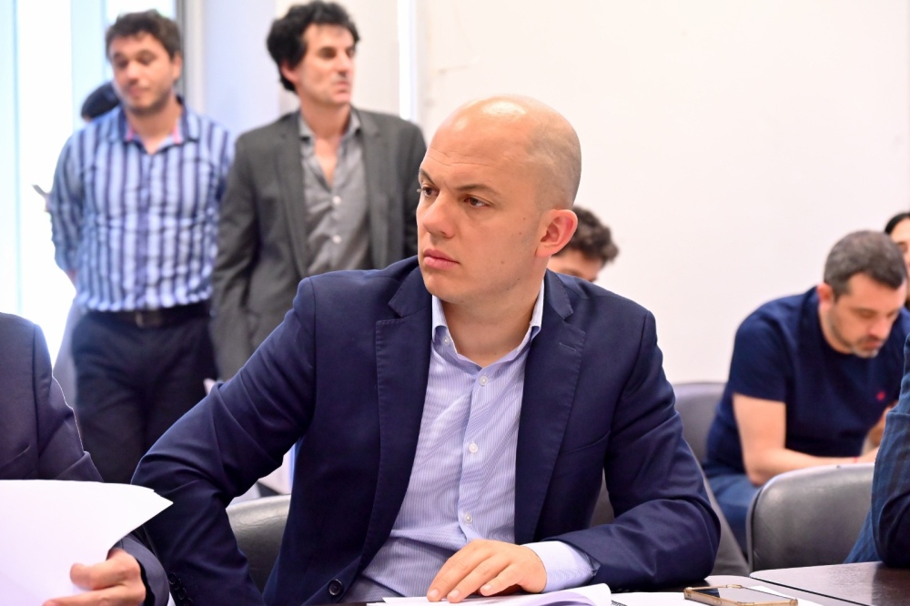 El diputado Avelino Zurro sostuvo que muchos usuarios que poseen el sistema TDA no podrán ver el Mundial 2026 por la falta de actualización de antenas.