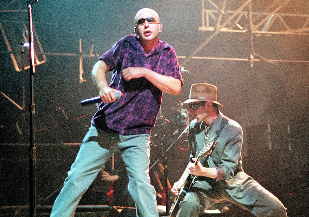 El Indio Solari en un recital de Patricio Rey y sus Redonditos de Ricota, una de las bandas más importantes del rock argentino.
