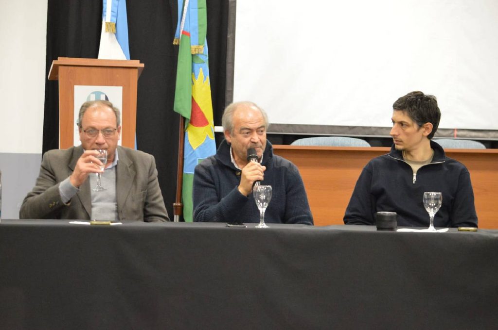 Con presencia de intendentes oficialistas y opositore, el Ejecutivo bonaerense busca consensos para reformar la Ley de Seguridad Pública.