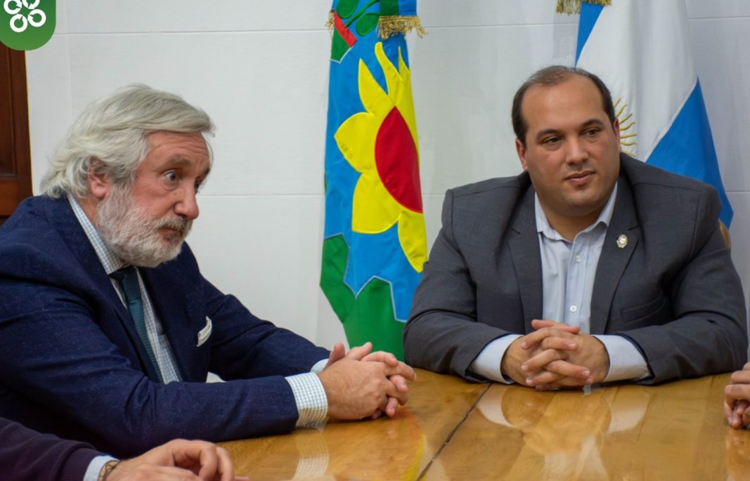El intendente de Trenque Lauquen, Francisco Recoulat, y el procurador Julio Conte Grand compartieron una agenda vinculada a la seguridad y la modernización de herramientas de gestión.