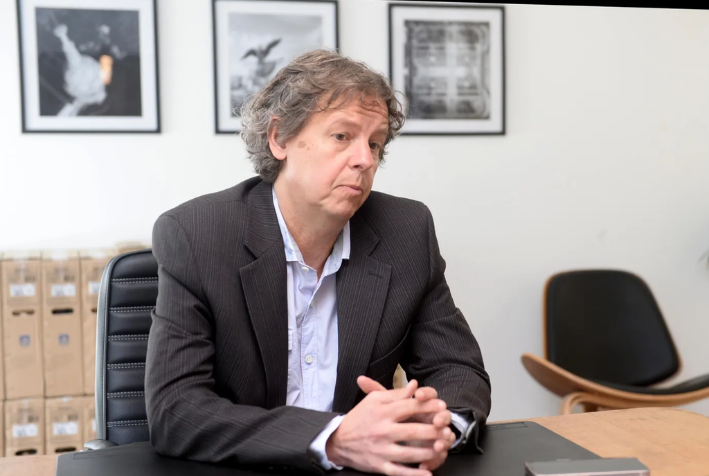 El diputado, Christian Castillo, expresó su preocupación por la crisis del IOMA, denunció un proceso de “vaciamiento" y reclamó reformas.