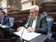 Diputados: el peronismo frustró la sesión por la crisis del IOMA y pateó el debate para el jueves La Cámara de Diputados bonaerense reprogramó las sesiones especial y ordinarias que estaban previstas para este lunes por la tarde al jueves.