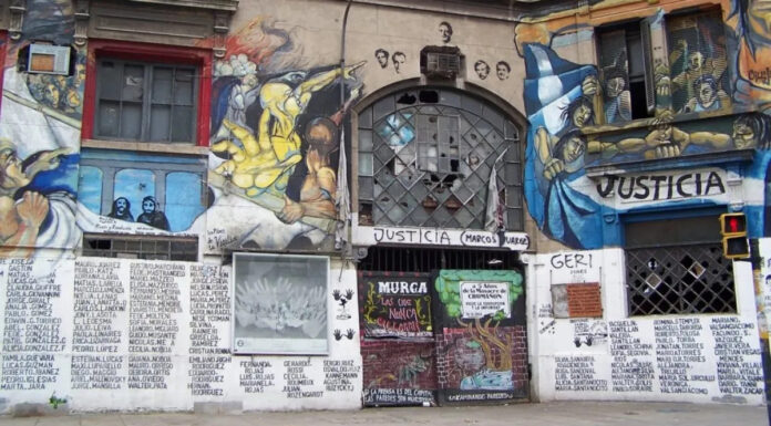 Proponen una ley de reparación para los sobrevivientes de la tragedia de Cromañón El diputado de Fuerza Patria, Facundo Tignanelli, busca consolidar una ley bonaerense de memoria, verdad y reparación para sobrevivientes de Cromañón.