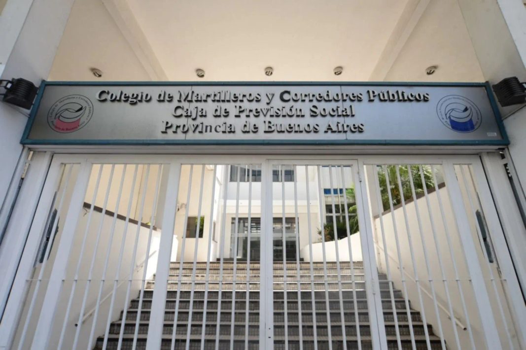 Diputados de La Libertad Avanza buscan quitar la exclusividad de martilleros y corredores públicos en la “intermediación de contratos de compraventes de inmuebles”.