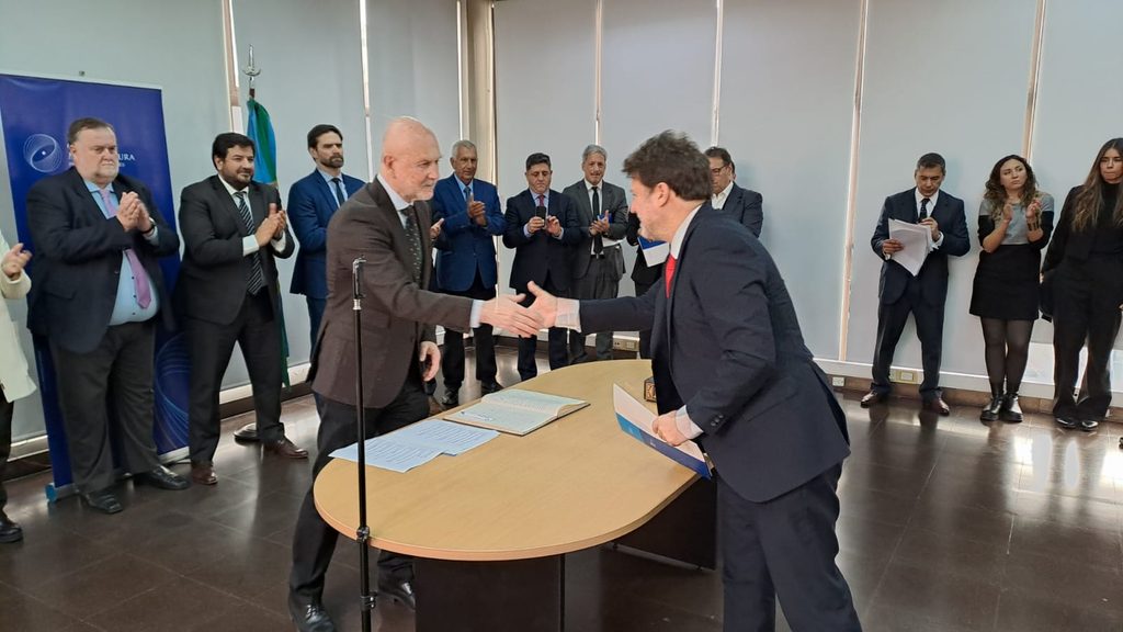 El presidente del Consejo de la Magistratura, Daniel Soria, le tomó juramento al diputado Garciarena como consejero suplente del organismo.
