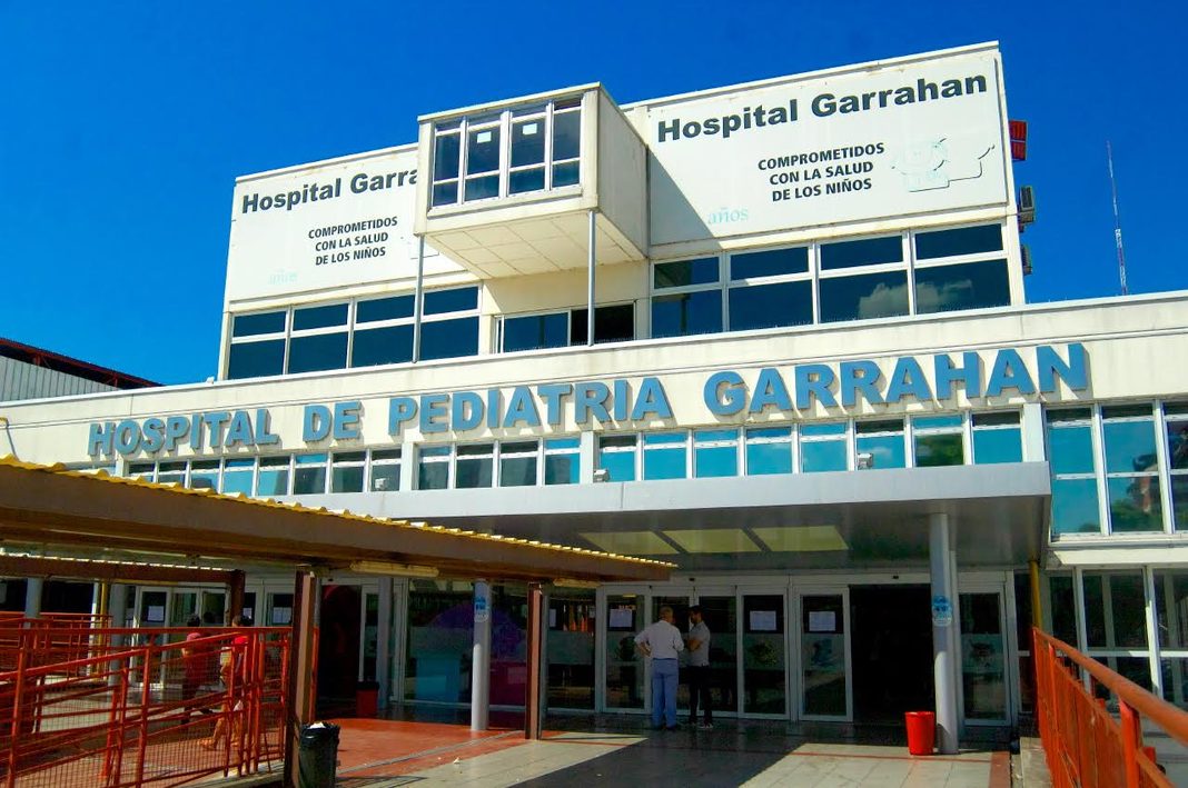 El Hospital Garrahan desmintió al Gobierno bonaerense y ratificó que IOMA mantiene una deuda vigente por $8.278 millones.