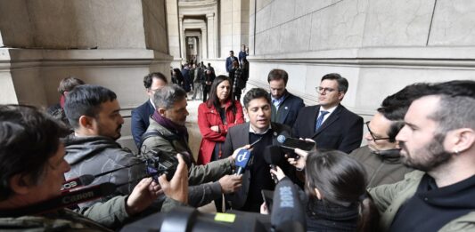 El gobernador Axel Kicillof anunció este miércoles el fin del dialogo administrativo y confirmó que demandará a Nación por los fondos adeudados a la provincia.